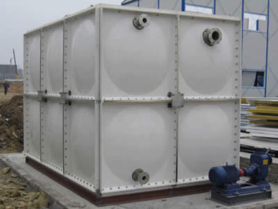 铁东玻璃钢保温水箱
